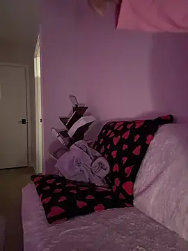 Snapshot of LoveDreaux chatting on 22, 4, 2026 LoveDreaux online show from 22, 4, 2026