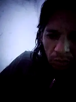 Snapshot of ese_Valentin_rico chatting on 3, 10, 2025 ese Valentin rico online show from 3, 10, 2025