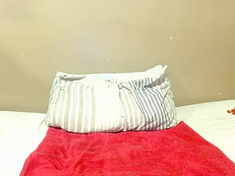 champaigncork online show from 30, 11, 2025