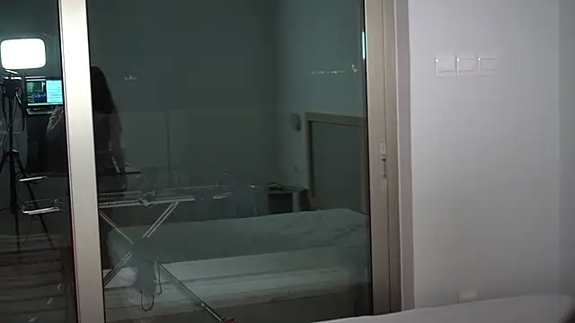 Peachxlush online show from 5, 11, 2025