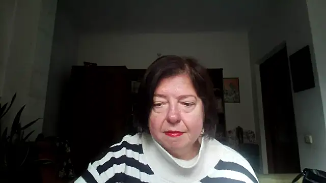 Snapshot of Violet_Pulse chatting on 8, 10, 2025 Violet Pulse online show from 8, 10, 2025