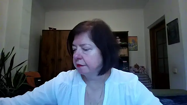 Snapshot of Violet_Pulse chatting on 27, 11, 2025 Violet Pulse online show from 27, 11, 2025