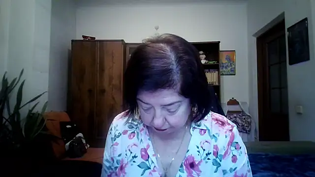 Snapshot of Violet_Pulse chatting on 1, 12, 2025 Violet Pulse online show from 1, 12, 2025