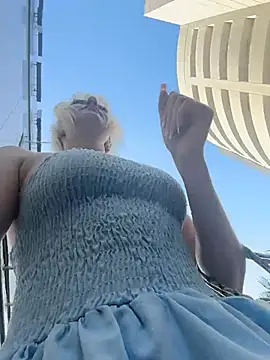 RonnieKiss online show from 7, 3, 2026