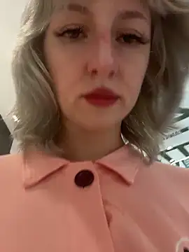 Snapshot of RonnieKiss chatting on 22, 3, 2026 RonnieKiss online show from 22, 3, 2026