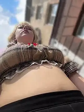 RonnieKiss online show from 28, 5, 2026
