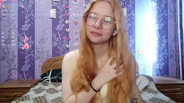 Snapshot of Lutangogansit chatting on 2, 11, 2025 Lutangogansit online show from 2, 11, 2025