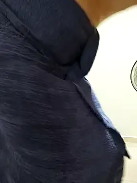 Snapshot of VIncent_mimi chatting on 4, 3, 2026 VIncent mimi online show from 4, 3, 2026