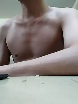 Snapshot of VIncent_mimi chatting on 4, 4, 2026 VIncent mimi online show from 4, 4, 2026