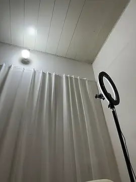 Snapshot of AZ37866 chatting on 2, 4, 2026 AZ37866 online show from 2, 4, 2026