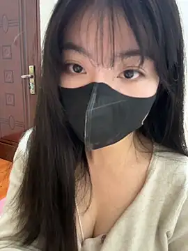 Snapshot of AZ37866 chatting on 4, 4, 2026 AZ37866 online show from 4, 4, 2026