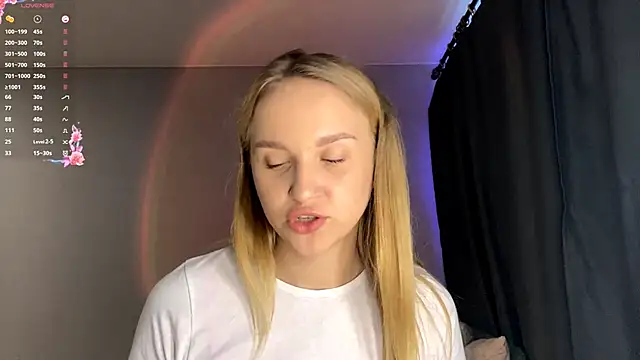 TanekaBoitel online show from 23, 9, 2025