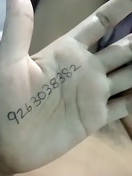 Snapshot of JassiKumari02 chatting on 12, 10, 2025 JassiKumari02 online show from 12, 10, 2025