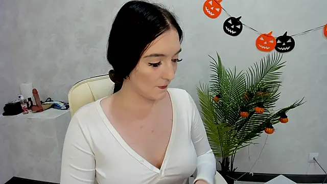 Snapshot of Lesley_Wins chatting on 23, 10, 2025 Lesley Wins online show from 23, 10, 2025