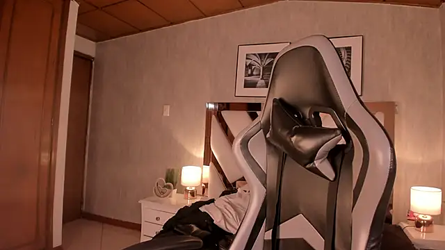 HaathorX online show from 1, 11, 2025