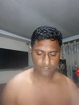 Snapshot of kingVibeX chatting on 28, 10, 2025 kingVibeX online show from 28, 10, 2025