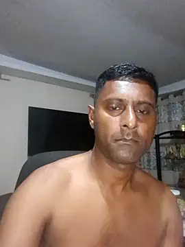 Snapshot of kingVibeX chatting on 6, 11, 2025 kingVibeX online show from 6, 11, 2025