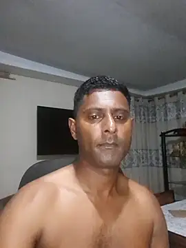 Snapshot of kingVibeX chatting on 23, 11, 2025 kingVibeX online show from 23, 11, 2025