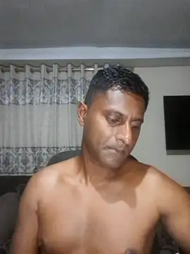 Snapshot of kingVibeX chatting on 16, 12, 2025 kingVibeX online show from 16, 12, 2025