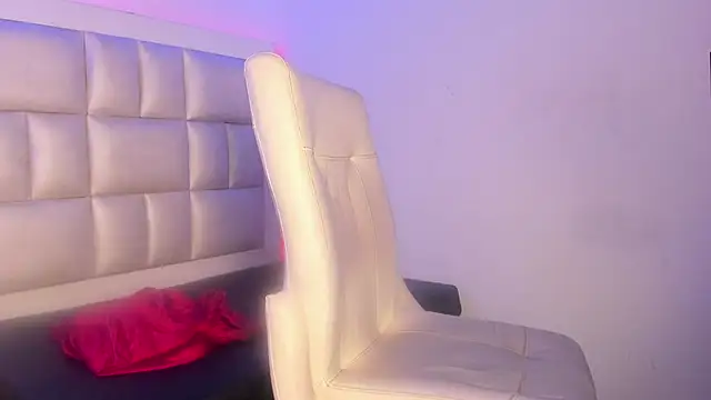 Snapshot of peyton__wat chatting on 24, 11, 2025 peyton wat online show from 24, 11, 2025