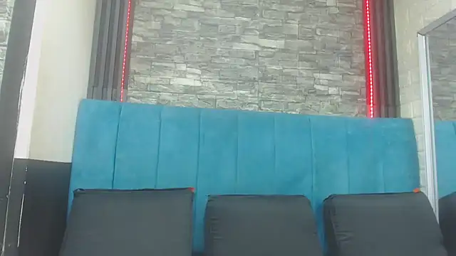 Lil Rose2006 online show from 19, 11, 2025