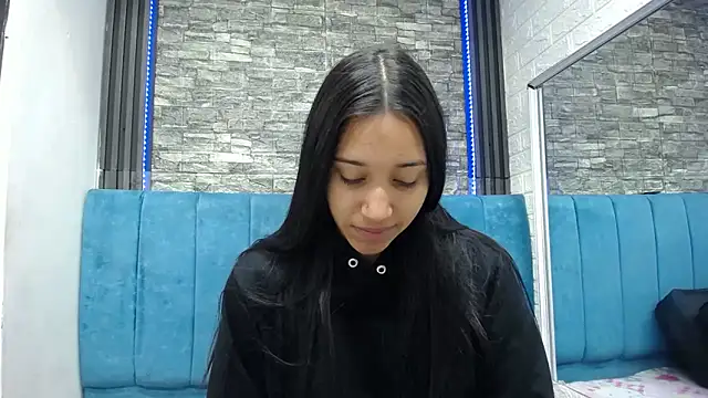 Snapshot of Lil_Rose2006 chatting on 5, 2, 2026 Lil Rose2006 online show from 5, 2, 2026