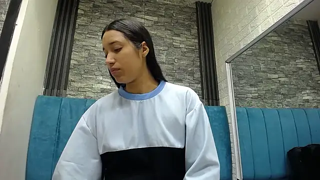 Snapshot of Lil_Rose2006 chatting on 2, 3, 2026 Lil Rose2006 online show from 2, 3, 2026