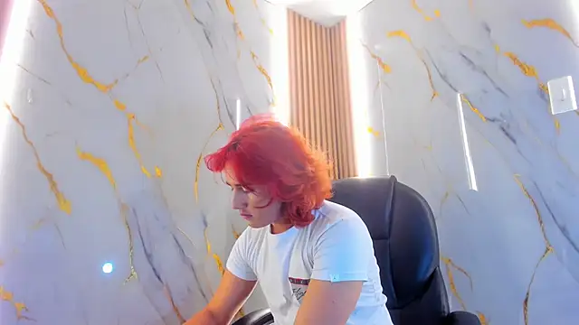 Snapshot of Marian_Cristal chatting on 8, 2, 2026 Marian Cristal online show from 8, 2, 2026