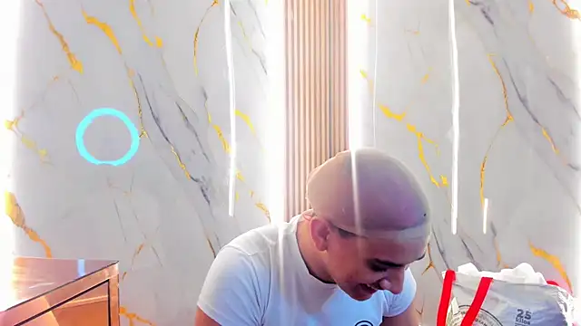 Snapshot of Marian_Cristal chatting on 9, 2, 2026 Marian Cristal online show from 9, 2, 2026