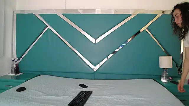 oblivionlove online show from 5, 3, 2026