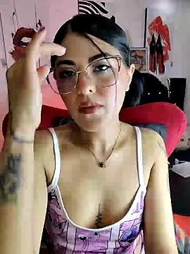 ValeNiitaLuv online show from 11, 2, 2026