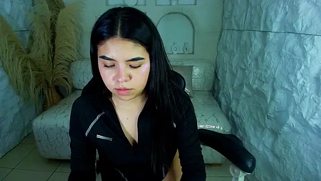 ambarina r online show from 25, 10, 2025