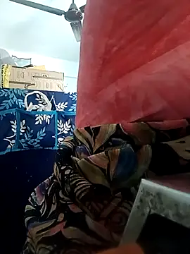 Snapshot of TeluguCuplehyd chatting on 21, 10, 2025 TeluguCuplehyd online show from 21, 10, 2025