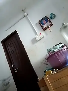 Snapshot of TeluguCuplehyd chatting on 25, 10, 2025 TeluguCuplehyd online show from 25, 10, 2025