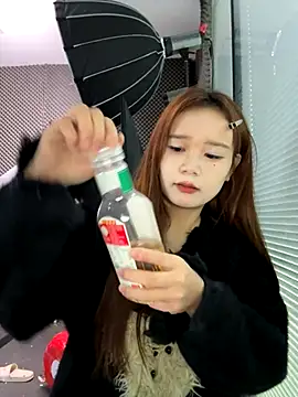 YY-27 online show from 23, 10, 2025