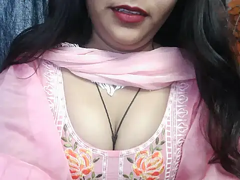 Snapshot of Sweey_Bebo chatting on 26, 10, 2025 Sweey Bebo online show from 26, 10, 2025