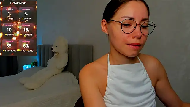Snapshot of fun_nd_bun chatting on 18, 7, 2026 fun nd bun online show from 18, 7, 2026