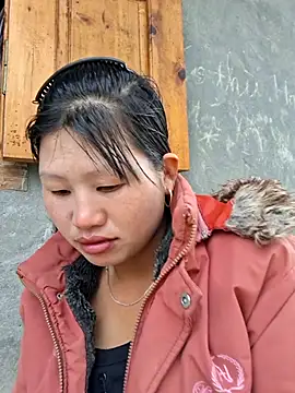 Snapshot of diamond-- chatting on 17, 11, 2025 diamond-- online show from 17, 11, 2025