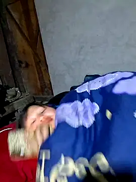 Snapshot of diamond-- chatting on 15, 12, 2025 diamond-- online show from 15, 12, 2025