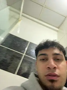 Snapshot of astoperaa chatting on 5, 2, 2026 astoperaa online show from 5, 2, 2026