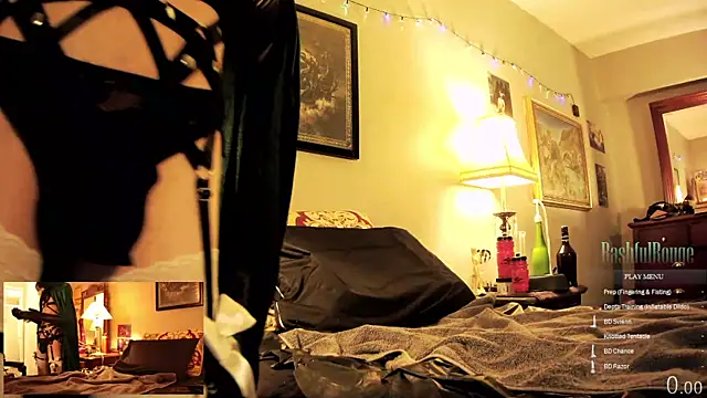 Snapshot of BashfulRouge chatting on 29, 11, 2025 BashfulRouge online show from 29, 11, 2025