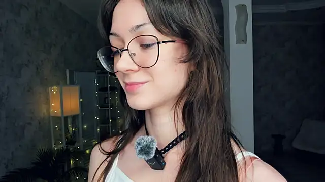 ReneeLippeatt online show from 4, 2, 2026