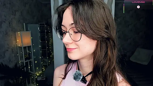 ReneeLippeatt online show from 27, 2, 2026