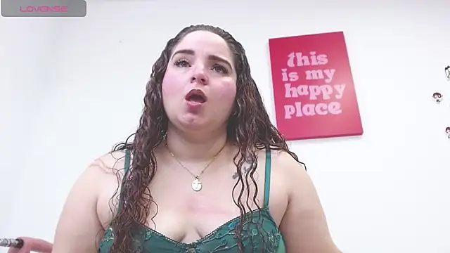 Snapshot of AmandaaWats chatting on 3, 4, 2026 AmandaaWats online show from 3, 4, 2026