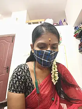 Snapshot of Tamil_Yalini12 chatting on 26, 6, 2026 Tamil Yalini12 online show from 26, 6, 2026