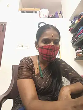 Snapshot of Tamil_Yalini12 chatting on 3, 7, 2026 Tamil Yalini12 online show from 3, 7, 2026