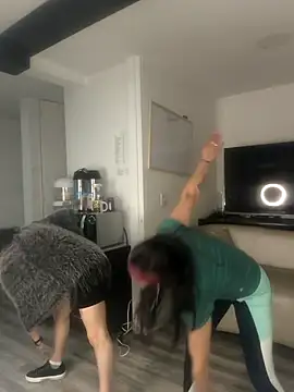 Snapshot of Alisson_Stonee chatting on 24, 4, 2026 Alisson Stonee online show from 24, 4, 2026