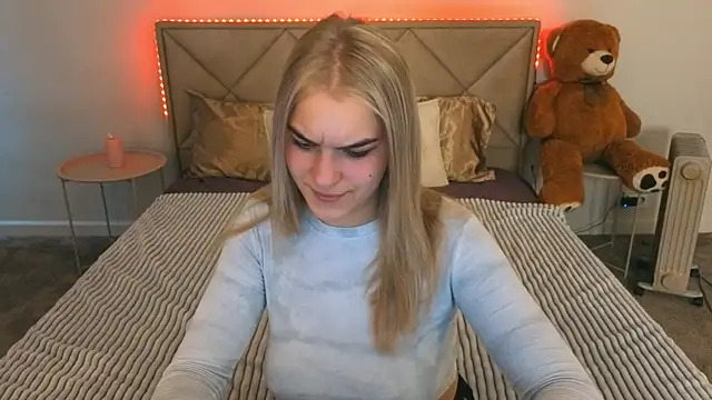 Snapshot of AlinaLiii chatting on 31, 3, 2026 AlinaLiii online show from 31, 3, 2026