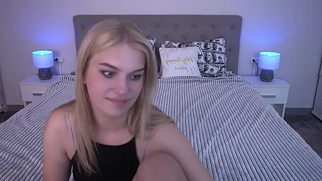 Snapshot of AlinaLiii chatting on 24, 5, 2026 AlinaLiii online show from 24, 5, 2026