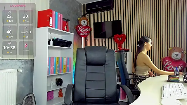Snapshot of OfficeGirls chatting on 1, 6, 2026 OfficeGirls online show from 1, 6, 2026